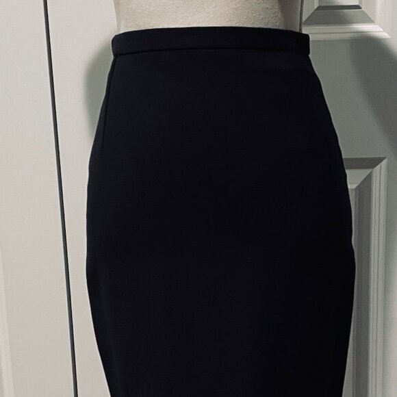 GUCCI BLACK WOOL PENCIL SKIRT- SIZE 38